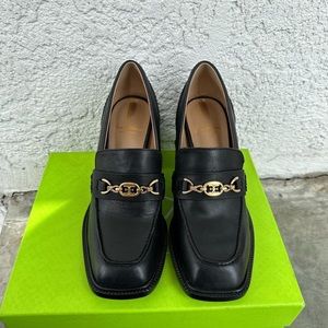 Sturdy heeled loafers